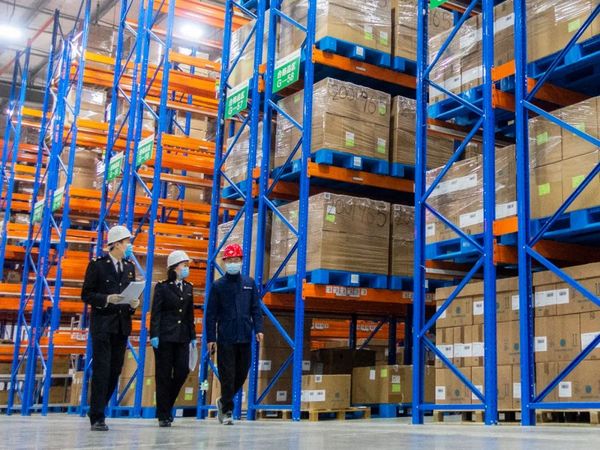 塑料颗粒进口报关|上海保税区塑料颗粒进口保税仓储代理报关